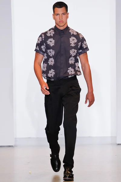 Look 29